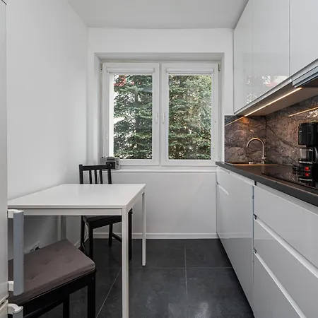 公寓 Emily Brzezno